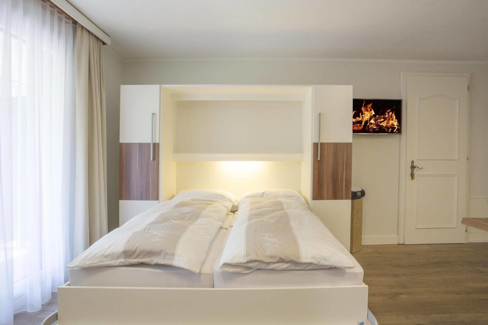 דירות צרמט Haus Andorra מראה חיצוני תמונה