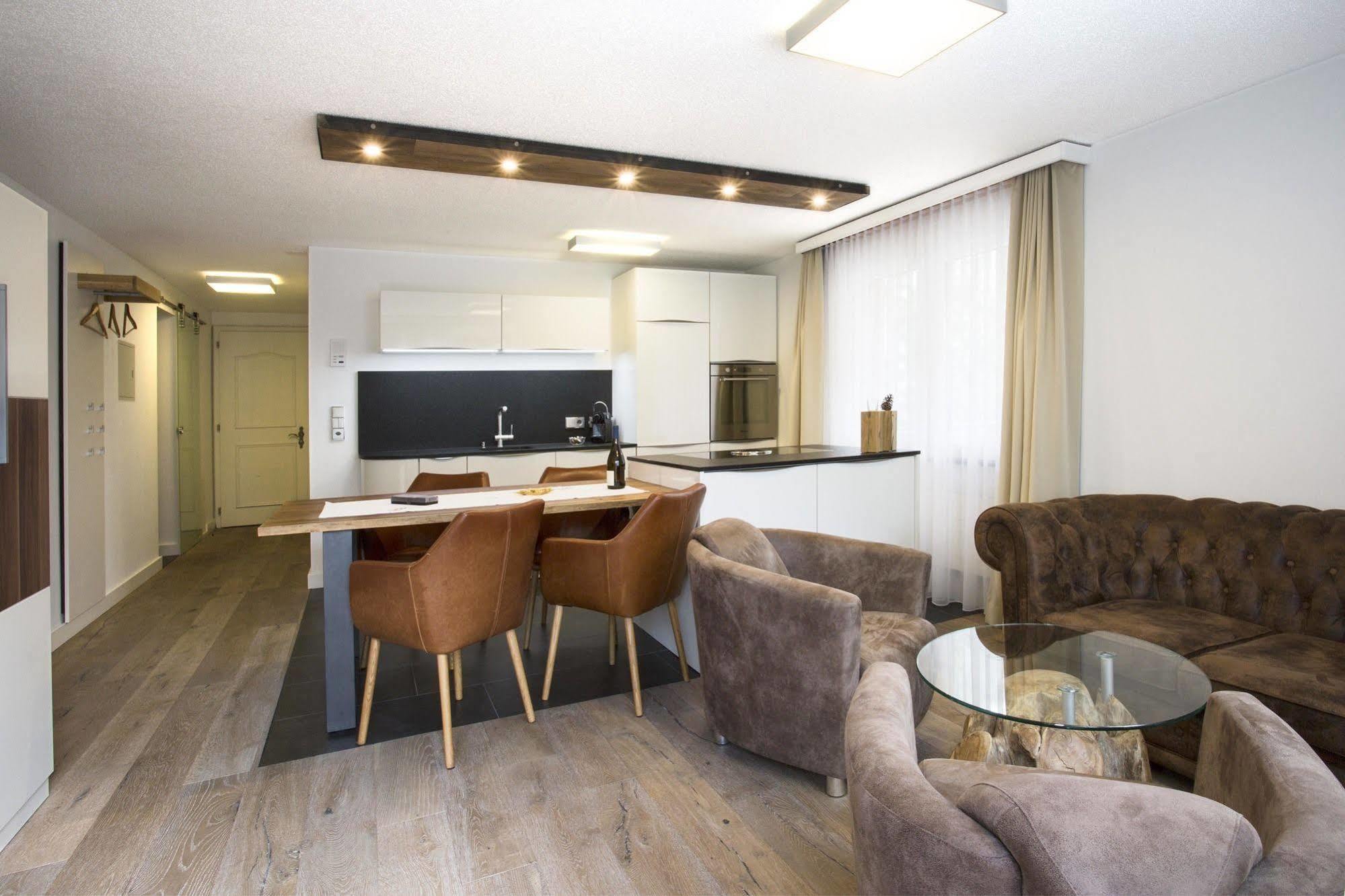 דירות צרמט Haus Andorra מראה חיצוני תמונה