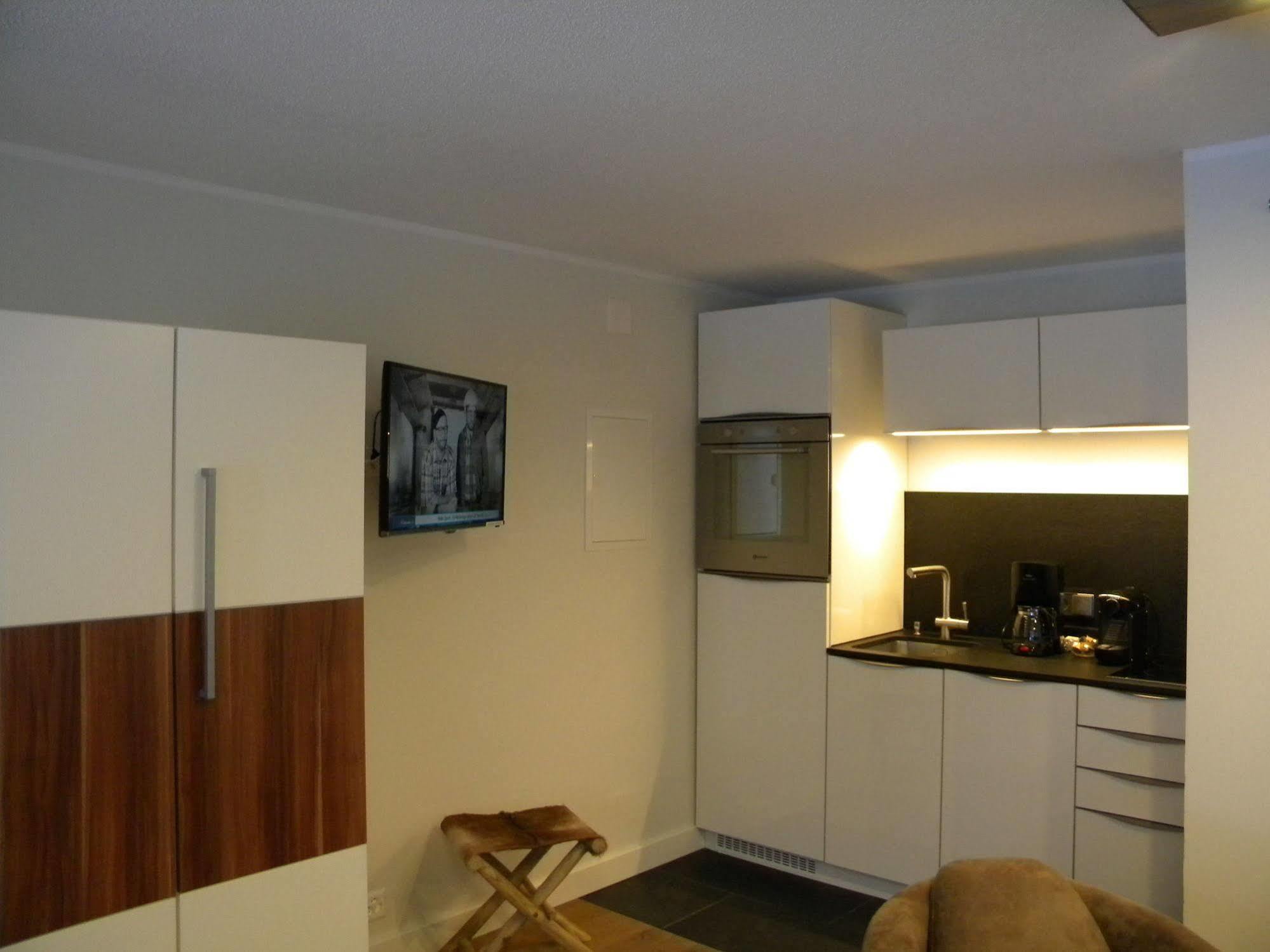דירות צרמט Haus Andorra מראה חיצוני תמונה